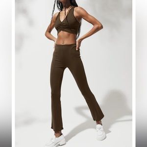 Alo Yoga Flare Legging